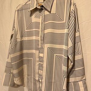 H&M Luxe Cream and Black Striped Button Down Women’s Shirt Blouse Oversized XL